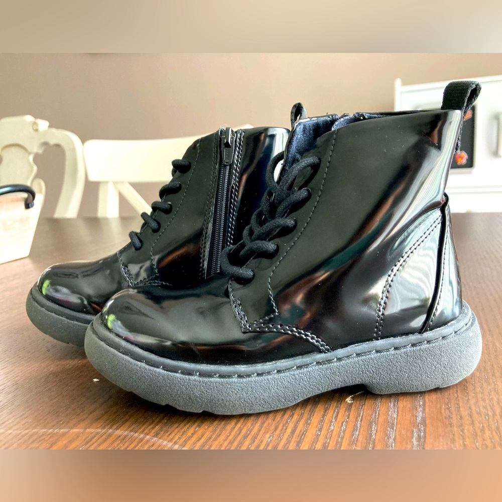 Zara Toddler Size 8.5 (25 EU) Zip-up Boots